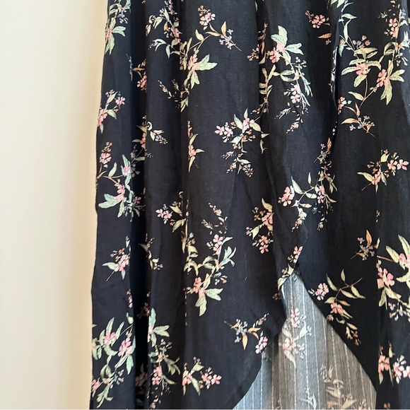 American Eagle Floral Printed High Low Skirt - Picture 6 of 9